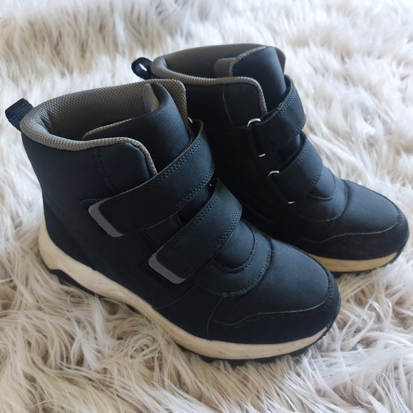 all in motion Other - Kids Black Velcro Strap Boots - Youth Size 3